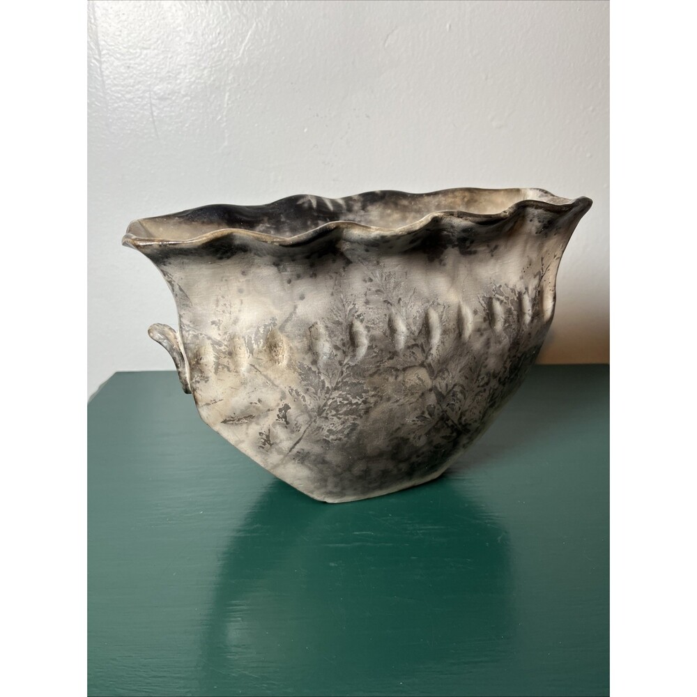 Native American Handmade Plaster‎ Horse Hair Botanical Pressed Plants Vessel